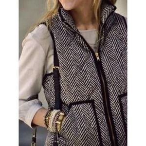 J. Crew Herringbone Down Puffer Vest Black Cream Gold